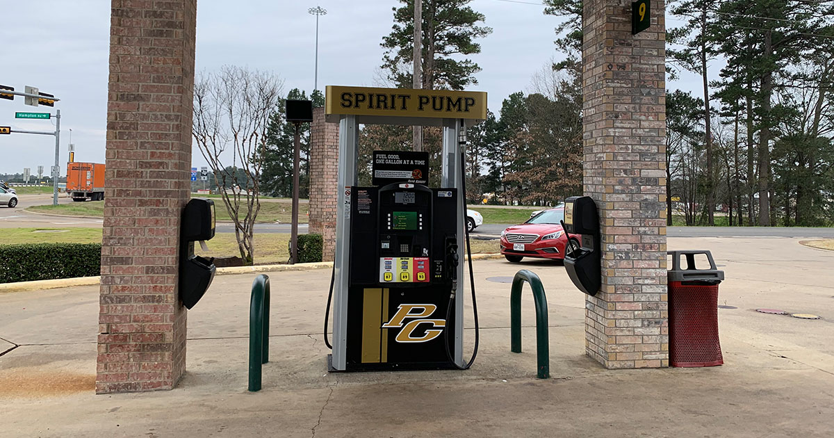 Spirit Pump at Road Runner store